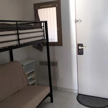 With Sea View And Balcony Apartment
